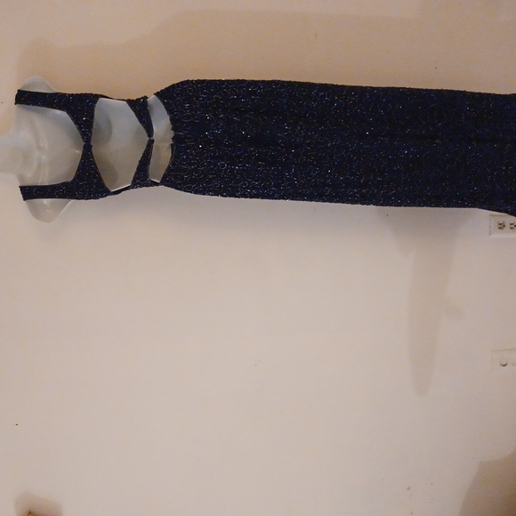 Cache Gown - Picture 7 of 16